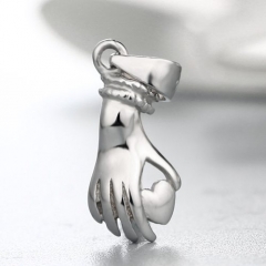 925 silver hand and heart pendant clasps