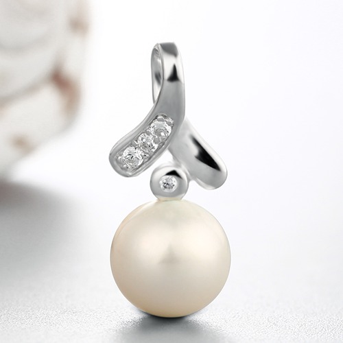 925 sterling silver cubic zirconia pendant for pearl