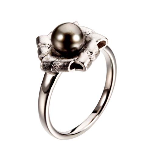 Black tahitian pearl sterling silver flower ring
