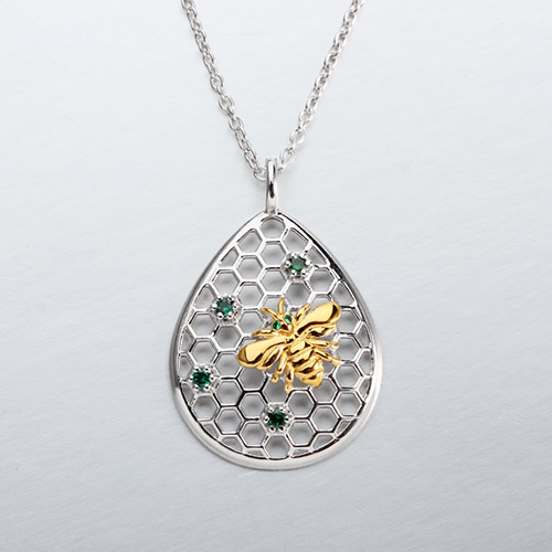 925 sterling silver cz bee teardrop pendant