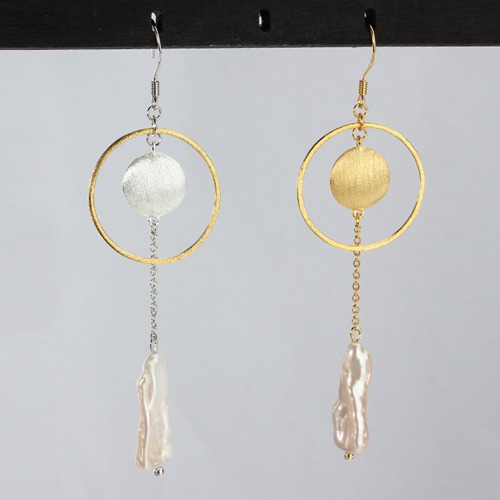 Trending sterling silver geometry baroque pearl earrings