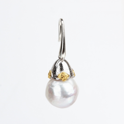 Renfook 925 sterling silver baroque pearl hammmered earring