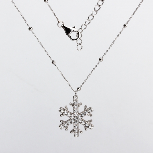 Renfook 925 sterling silver cubic zirconia snow charm necklace