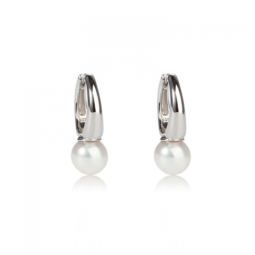 925 Sterling Silver Pearl Huggie Earring 2022 New Trend