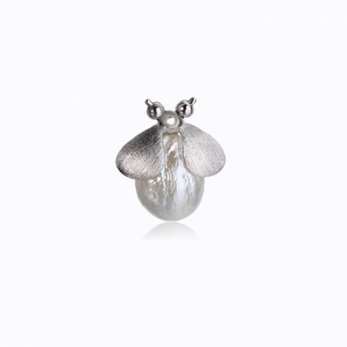 925 Sterling Silver Bee Baroque Pearl Charm